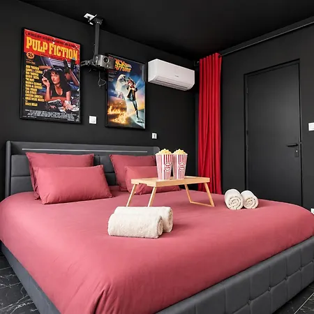 Cinema Privee King Size